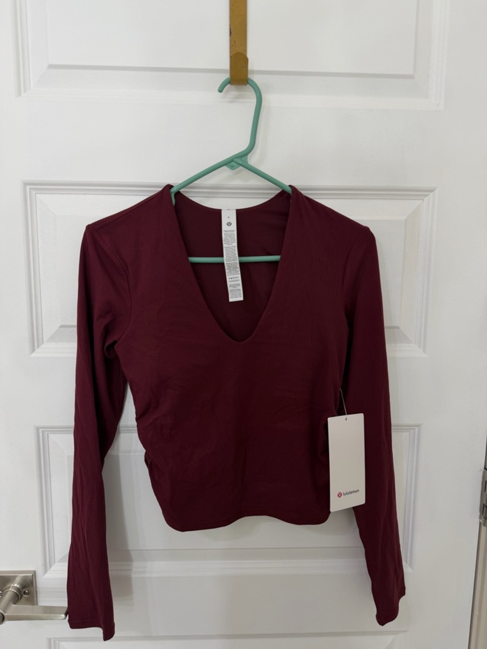 All It Takes V-Neck LS
B-D Cup*Rib Nulu